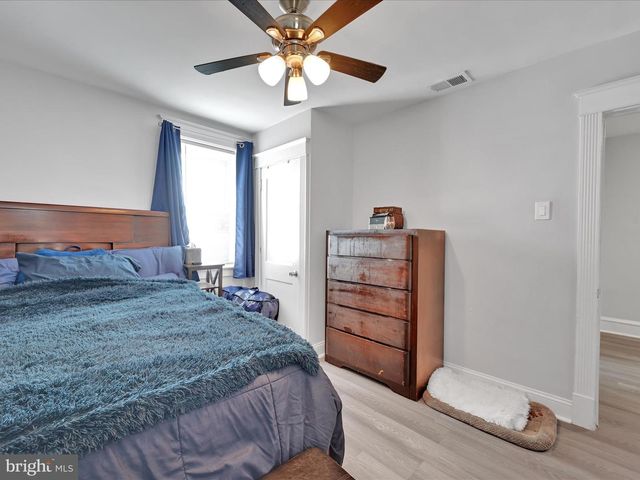 291 N WYCOMBE AVE, Lansdowne, PA 19050