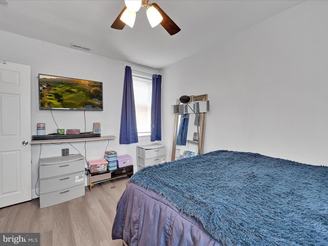 291 N WYCOMBE AVE, Lansdowne, PA 19050