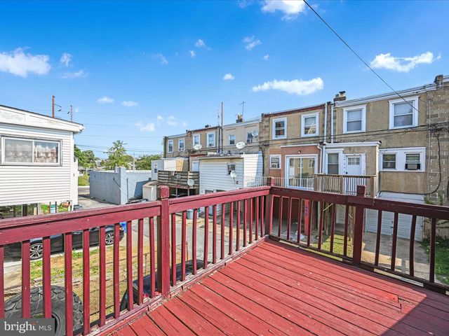 291 N WYCOMBE AVE, Lansdowne, PA 19050