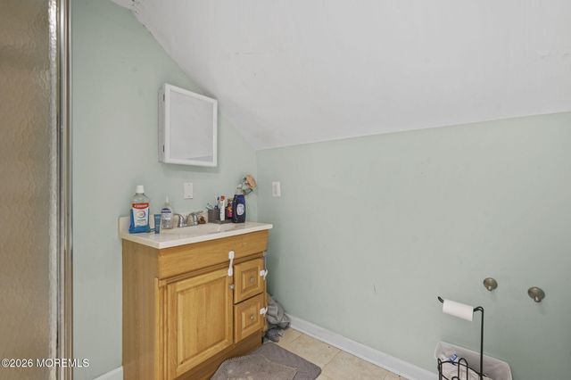 103 Main Street Upstairs, Keyport, NJ 07735
