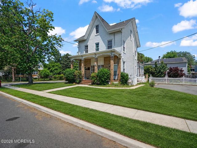 103 Main Street Upstairs, Keyport, NJ 07735