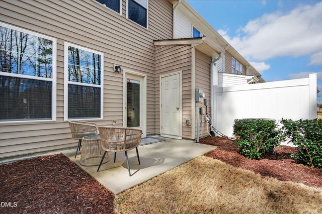 1000 Sweet Woodruff Drive, Zebulon, NC 27597