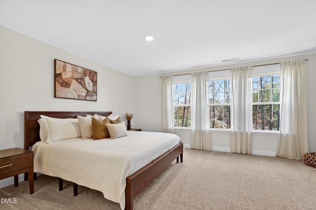 1000 Sweet Woodruff Drive, Zebulon, NC 27597