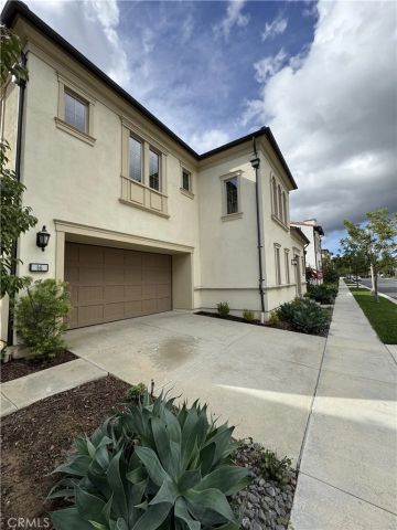 66 Diamond Flats, Irvine, CA 92602
