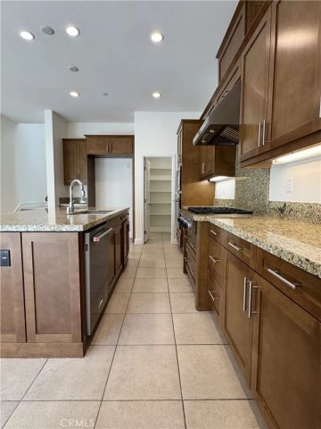 66 Diamond Flats, Irvine, CA 92602