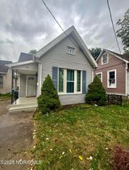 131 S Detroit Avenue, Toledo, OH 43609