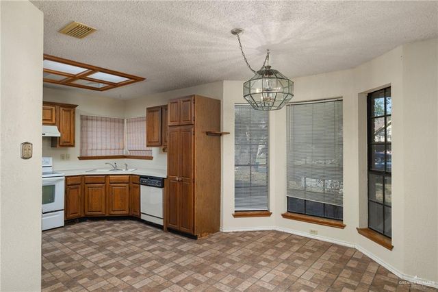 6012 N 26th Street, Mcallen, TX 78504