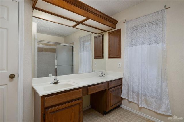 6012 N 26th Street, Mcallen, TX 78504