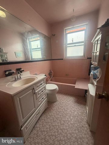 4424 N 8TH ST, Philadelphia, PA 19140