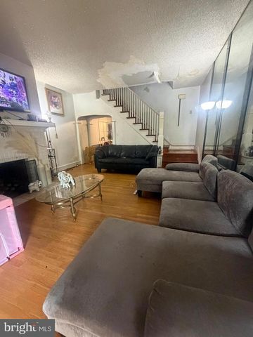 4424 N 8TH ST, Philadelphia, PA 19140