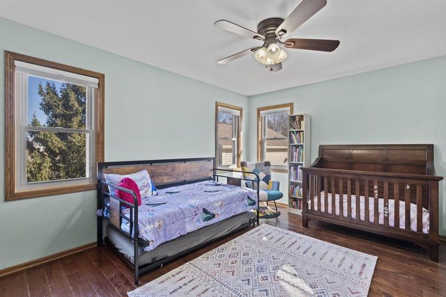 W296S2982 Molly LANE S, Waukesha, WI 53188