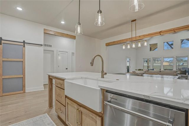 23059 Oaklawn Avenue, Washington, OK 73093