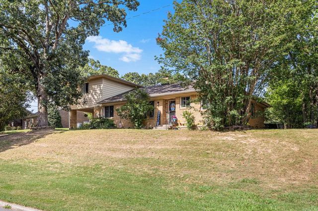 1325 Skyline Drive, North Little Rock, AR 72116