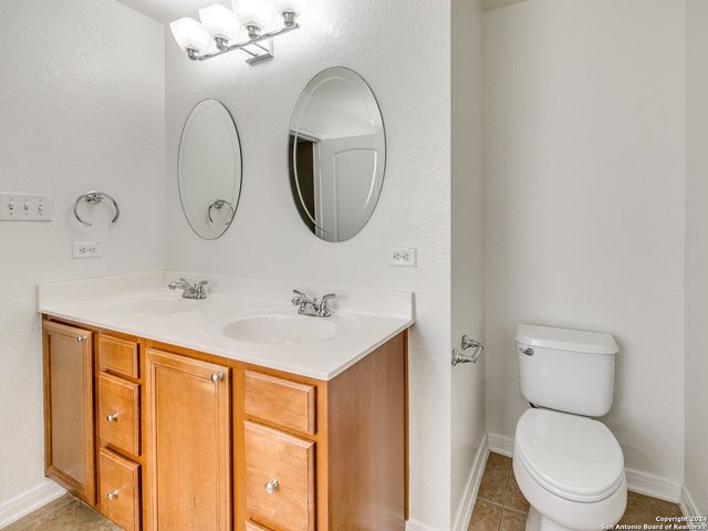 143 DUSTY CORRAL, Boerne, TX 78006