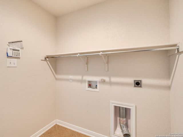 143 DUSTY CORRAL, Boerne, TX 78006