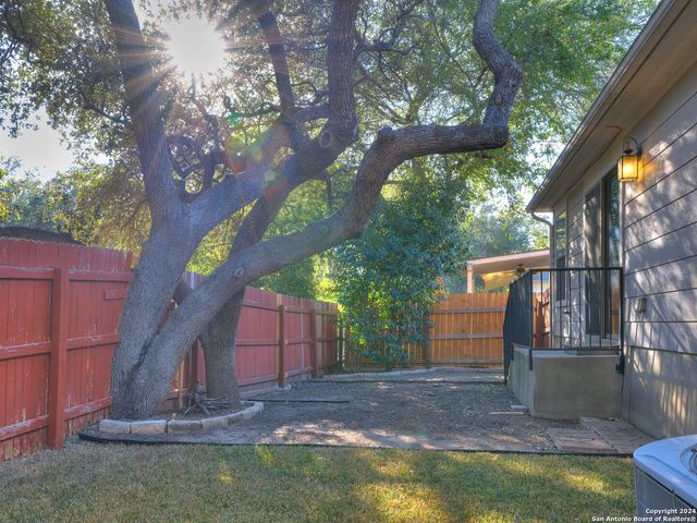 143 DUSTY CORRAL, Boerne, TX 78006