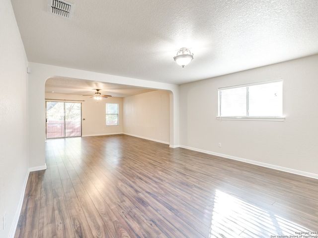 143 DUSTY CORRAL, Boerne, TX 78006