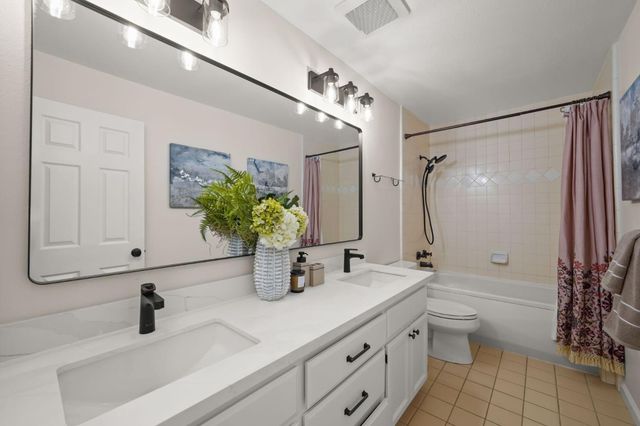 416 Portofino Drive 206, San Carlos, CA 94070