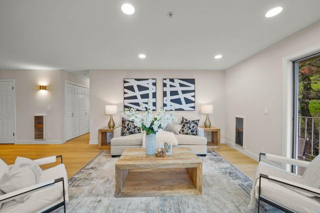 416 Portofino Drive 206, San Carlos, CA 94070