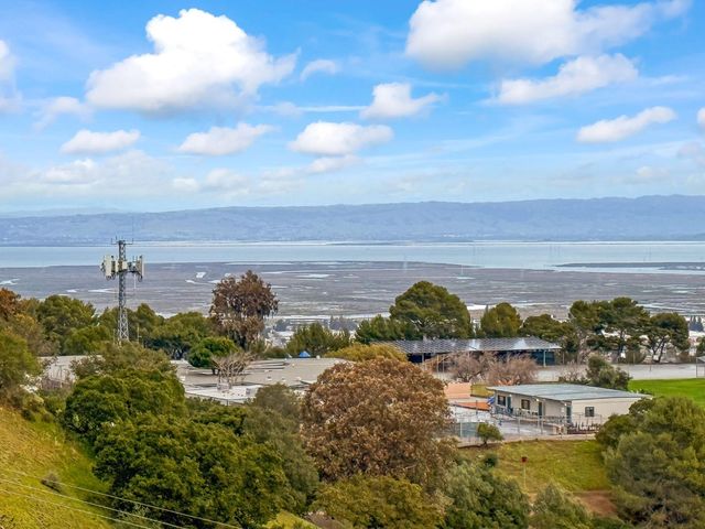 416 Portofino Drive 206, San Carlos, CA 94070