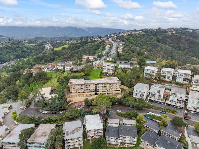 416 Portofino Drive 206, San Carlos, CA 94070