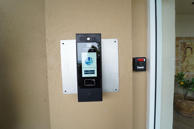 416 Portofino Drive 206, San Carlos, CA 94070