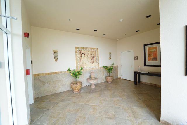 416 Portofino Drive 206, San Carlos, CA 94070