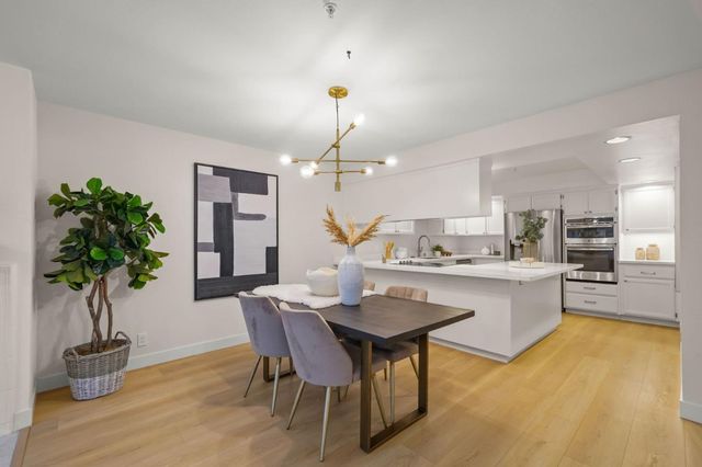 416 Portofino Drive 206, San Carlos, CA 94070