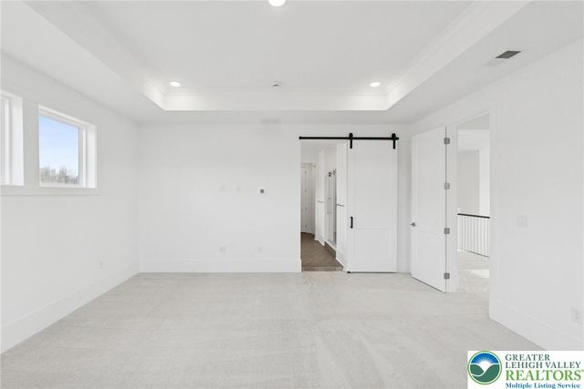 5683 Frederick Drive, Freemansburg, PA 18017