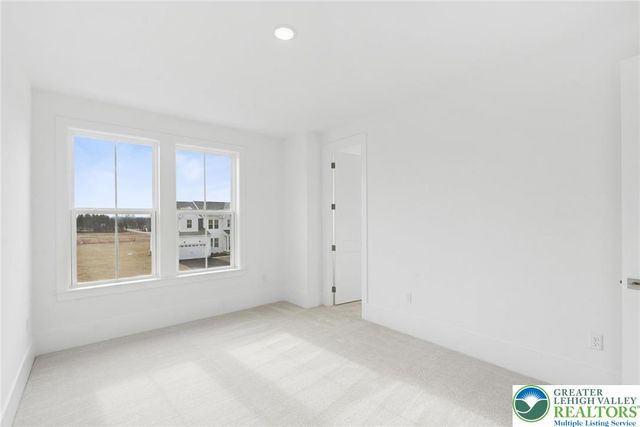 5683 Frederick Drive, Freemansburg, PA 18017