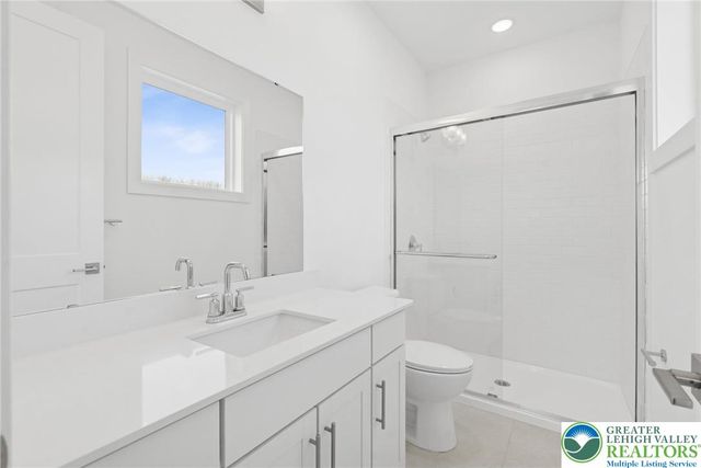 5683 Frederick Drive, Freemansburg, PA 18017