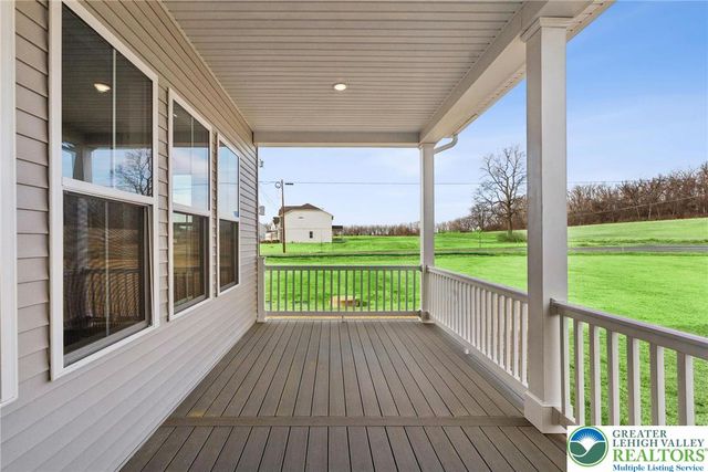 5683 Frederick Drive, Freemansburg, PA 18017