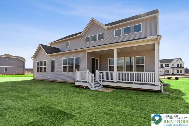 5683 Frederick Drive, Freemansburg, PA 18017