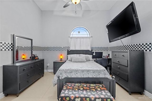 678 La Mesa Street, Rio Grande City, TX 78582