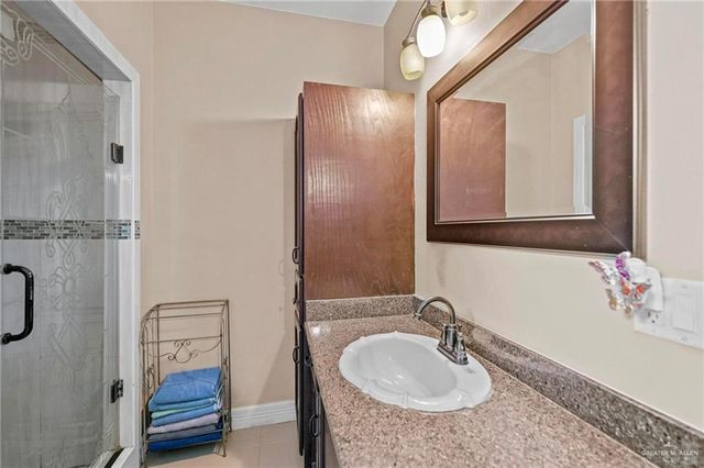 678 La Mesa Street, Rio Grande City, TX 78582