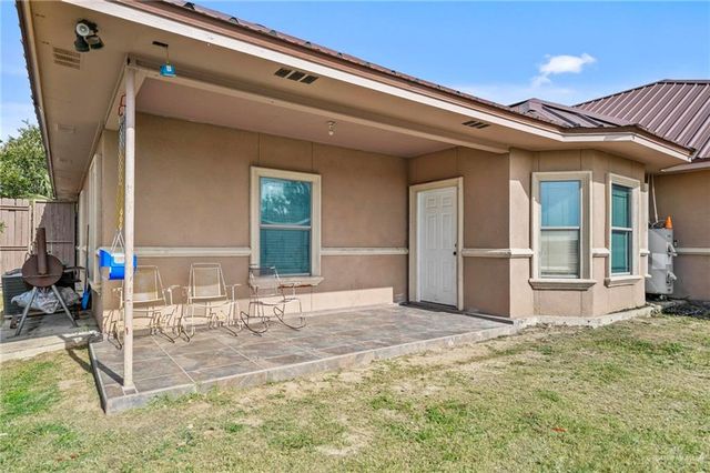 678 La Mesa Street, Rio Grande City, TX 78582