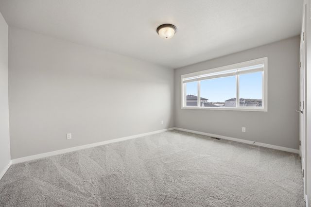 4759 32 Street S, Fargo, ND 58104