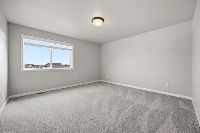 4759 32 Street S, Fargo, ND 58104