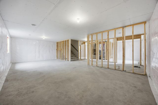 4759 32 Street S, Fargo, ND 58104