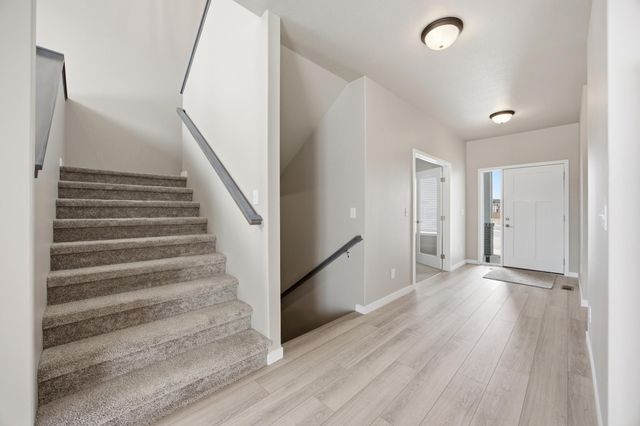 4759 32 Street S, Fargo, ND 58104