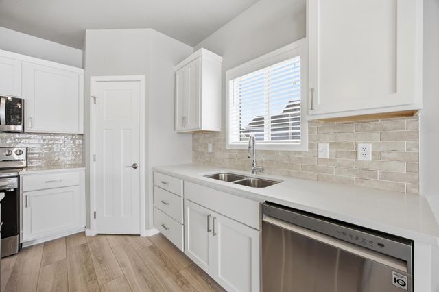 4759 32 Street S, Fargo, ND 58104