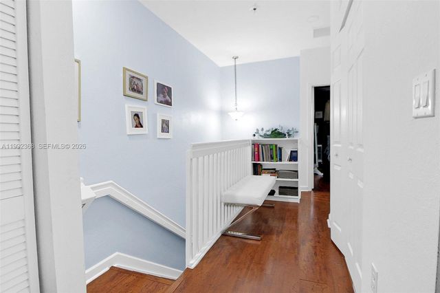 3323 W 90th Ter, Hialeah, FL 33018