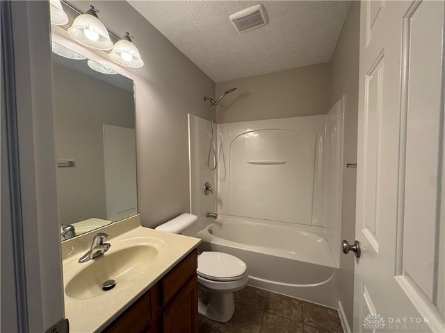 292 Hess Court, Fairborn, OH 45324