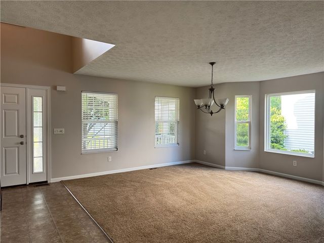 292 Hess Court, Fairborn, OH 45324