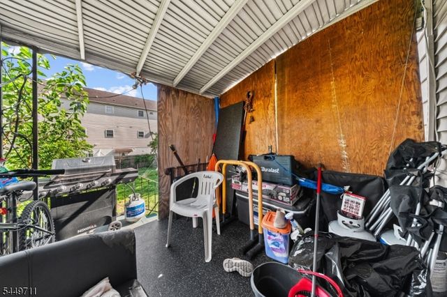 373 Oak St, Passaic City, NJ 07055
