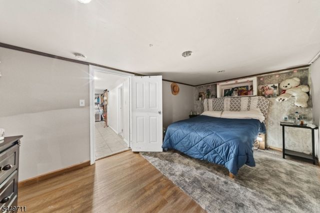 373 Oak St, Passaic City, NJ 07055