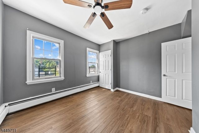 373 Oak St, Passaic City, NJ 07055