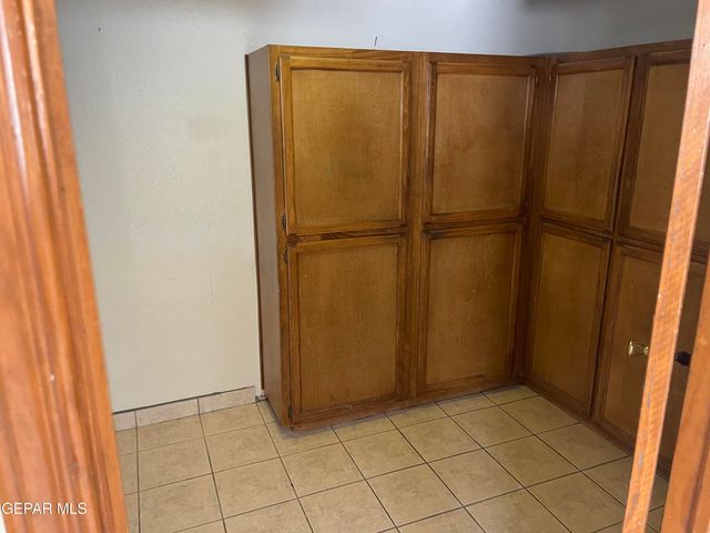 9420 LOUVRE Drive, El Paso, TX 79907