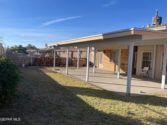 9420 LOUVRE Drive, El Paso, TX 79907