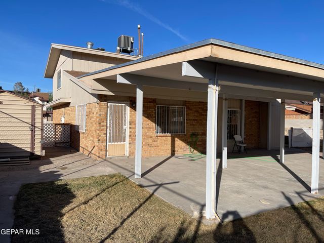 9420 LOUVRE Drive, El Paso, TX 79907